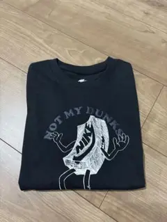 新品！Nike ユニークロゴロングスリーブTシャツ ブラックサイズ120
