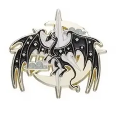 ドラゴンデザインピンバッチ　可愛い　お洒落　個性的　カジュアル　新品　未使用