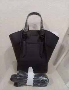 レディース　ハンドバッグ　ショルダーバッグ　2way　変形　ブラック