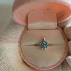 ネックレストップ
