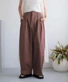 タグ付き新品 コットンタックワイドパンツ