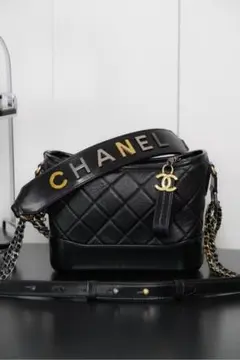 CHANEL ブラック ショルダーバッグ