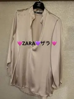 美品ZARA ベージュ Vネック シャツ M