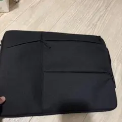 黒のノートPCケース