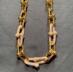 Item thumbnail for item 70ad6c6e-86f7-452e-b5d2-6f759057abb9