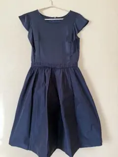 【UNTITLED】上品フレアワンピース M ネイビー日本製