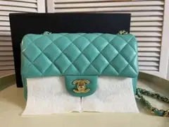 シャネル マトラッセ20 チェーンショルダーバッグ ラム エメラルドグリーン