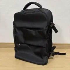 スクエアナイロンリュック