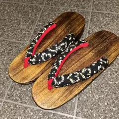 レディース 下駄　草履　浴衣　花柄　痛くなりにくい鼻緒　木目　Sサイズ