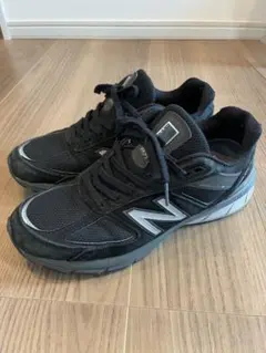 New Balance 990V5