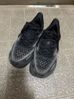 【HOKA】クリフトン9 黒　26.0
