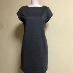 UNIQLOチャコールグレー上品ワンピース