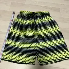 キッズ水着 蛍光イエローと黒のストライプ160