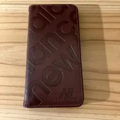 new balance iPhone SE第3世代　スマホケース