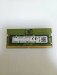 Samsung 8GB DDR5 メモリー