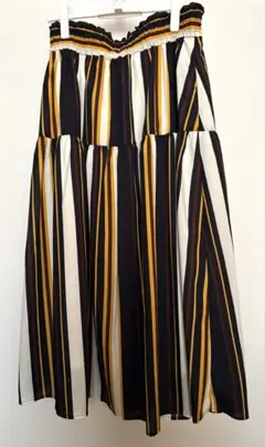 【美品】ストライプ フレアスカート 黒 白 黄色　LLサイズ