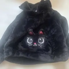 猫の顔刺繍入り黒パーカー