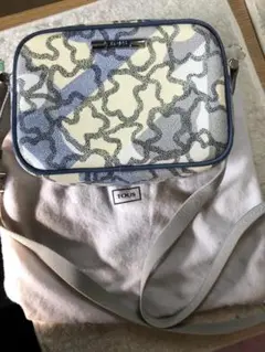 Tous ショルダーバッグ ホワイト/ブルー　可愛いバック　ほぼ未使用