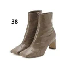 Item thumbnail for item 380ce478-6b40-4845-af31-8fda7f9fee69