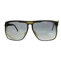 Item thumbnail for item af2ec621-d1c0-4991-aef5-28fe4a96a3aa