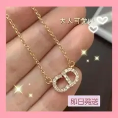 再入荷!ラインストーンCDネックレス ゴールド 大人気 大人可愛い キラキラ韓国