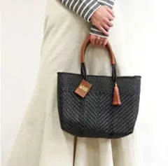 WOVEN ウーヴン　かごバッグ　ブラック　A4対応