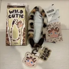 CRYBABY WildbutCutieフォンチャームVintage Cutie