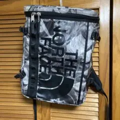 希少 入手困難 ノースフェイス ヒューズボックス 30L エックスレイプリント