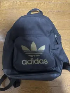 adidasアディダスオリジナルスリュック　黒金