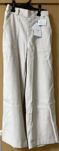新品　しまむら　mysa 田中里奈　ベーカーパンツ