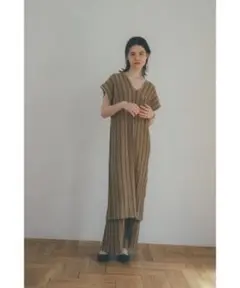 RANDOM STRIPE KNIT ONE PIECE