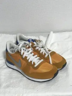 Nike インターナショナリスト