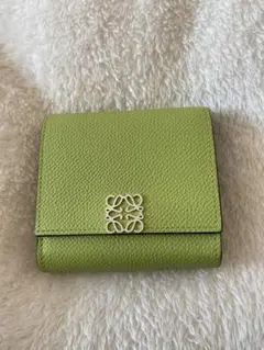 美品 ロエベ アナグラムコンパクトフラップウォレット