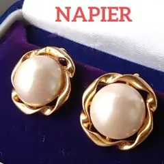 Item thumbnail for item eb8f37b2-ebd1-40d4-a6a6-e2444f656286