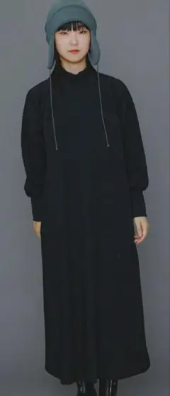 Uiscel　4WAYストレッチハイネックワンピース