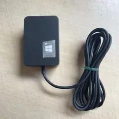 Microsoft Surface ACアダプター Model 1735