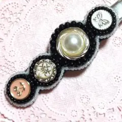 【ビーズ刺繍のヘアクリップB】ハンドメイド ゴスロリ おしゃれ かわいい 個性的