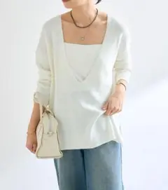 リヴドロワ極美品ペーパープランジネックニット