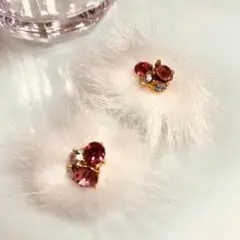 ホワイト ファー ピンク ビシュー ピアス イヤリング