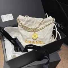 CHANEL ホワイト ショルダーバッグ