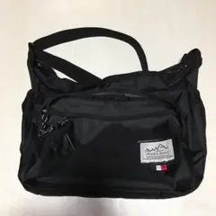 Leucate basic ショルダーバッグ