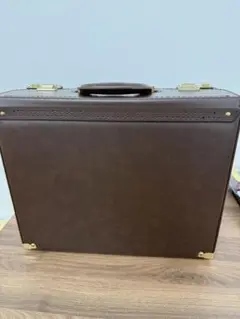 Item thumbnail for item 4b9eed73-2466-4a34-b736-4c4a196999de