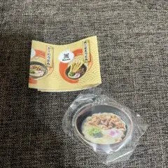 資さんうどん　ガチャガチャ　かしわうどん