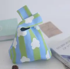 Item thumbnail for item d8a72194-85e3-495d-b68e-eeaeafc073d5