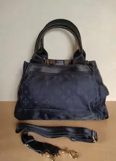 【russet美品】 ハンドバッグ ジッパーポケット付き