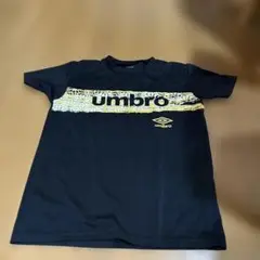 umbro 黒 Tシャツ 160サイズ