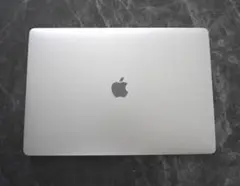 Macbook Pro 2019 16インチ スペースグレイ