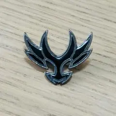 希少 仮面ライダーアギト ピンバッジ