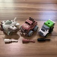 3coins飛行機と車とリサイクルトラックの知育玩具セット 工具付き