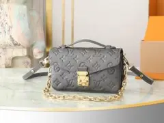 Louis Vuitton グレー ショルダーバッグ